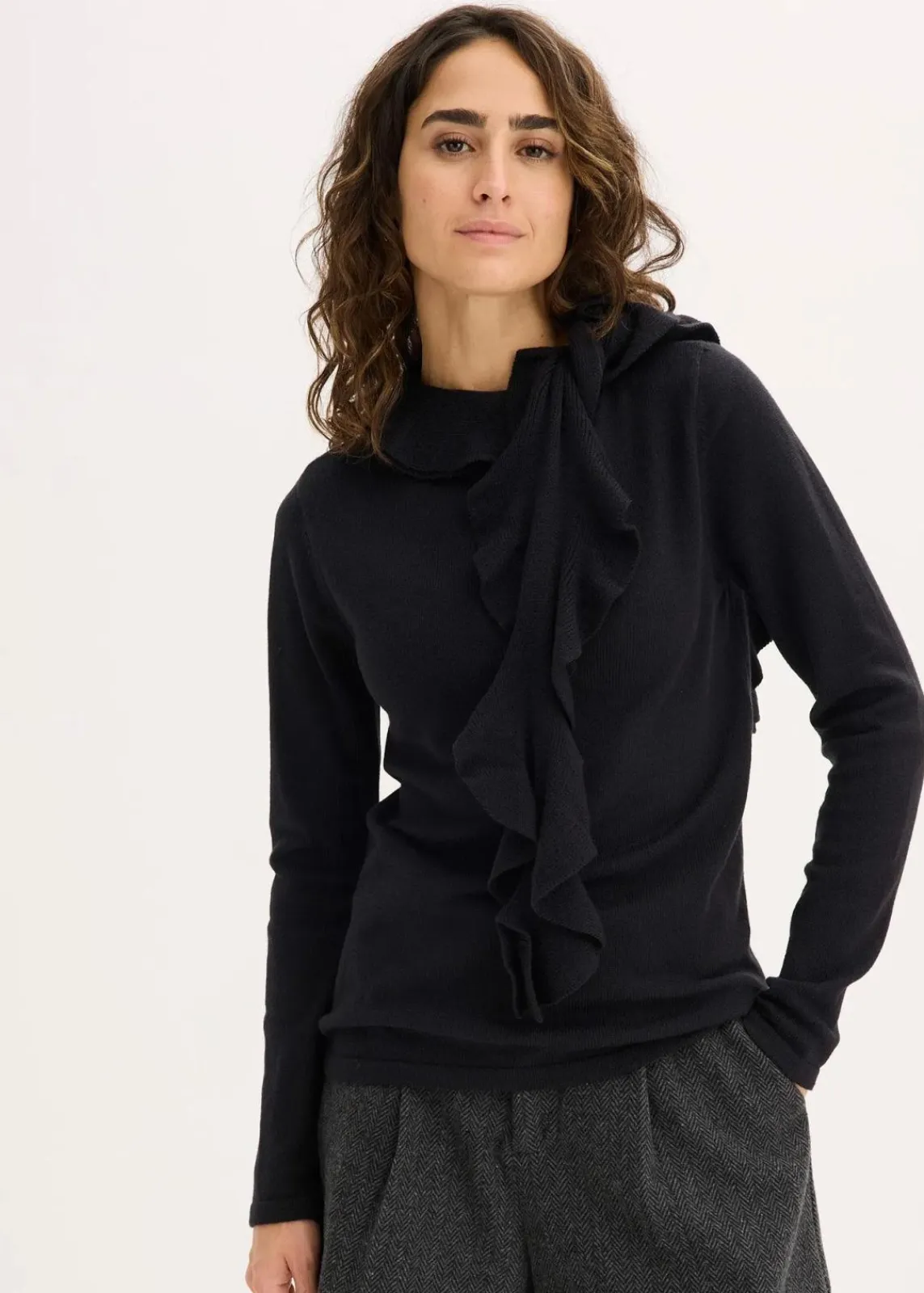 bonprix Bekleidung·Umstandsmode|Strickmode^Feinstrickpullover aus fließendem Viskose-Mix schwarz