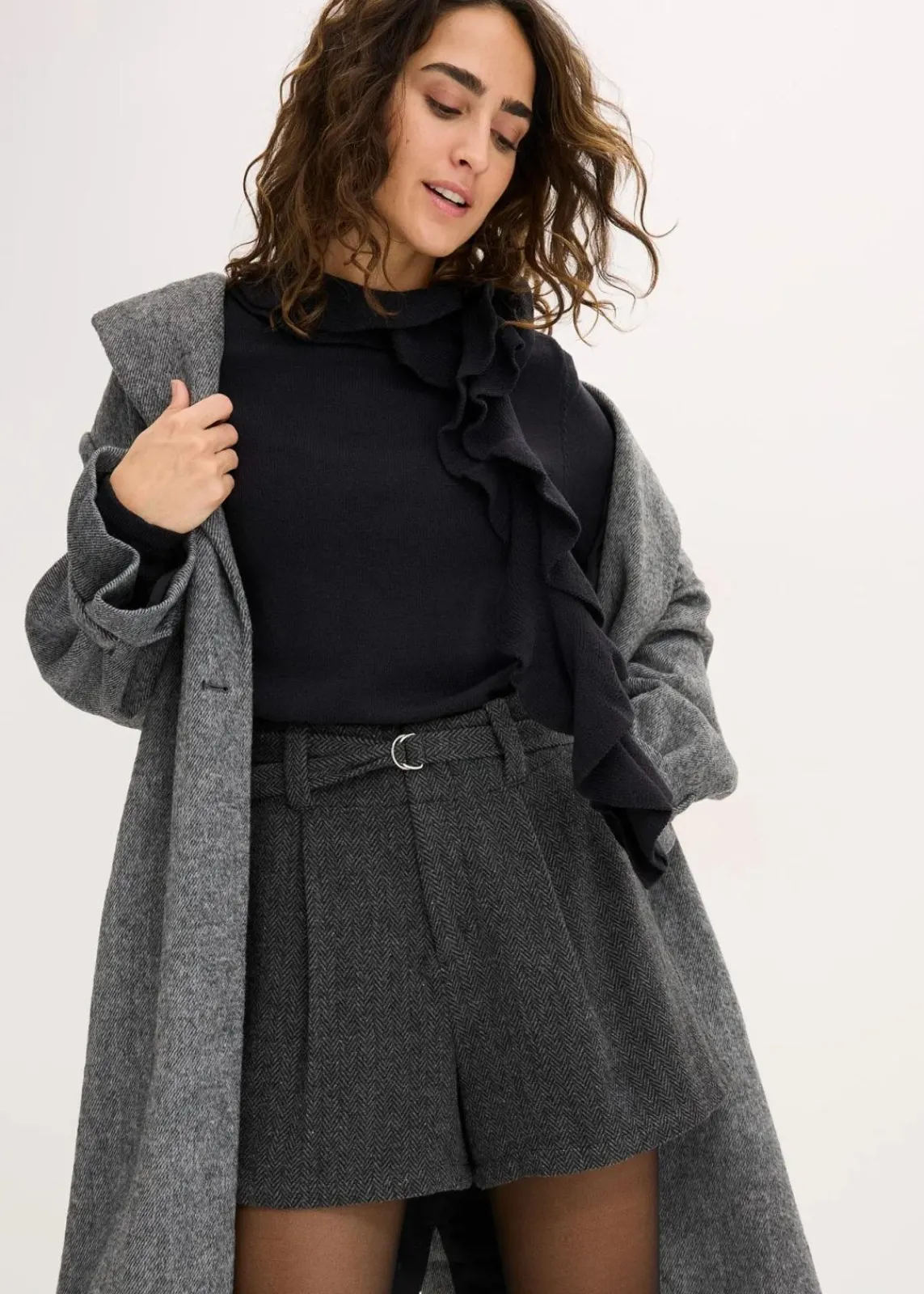 bonprix Bekleidung·Umstandsmode|Strickmode^Feinstrickpullover aus fließendem Viskose-Mix schwarz