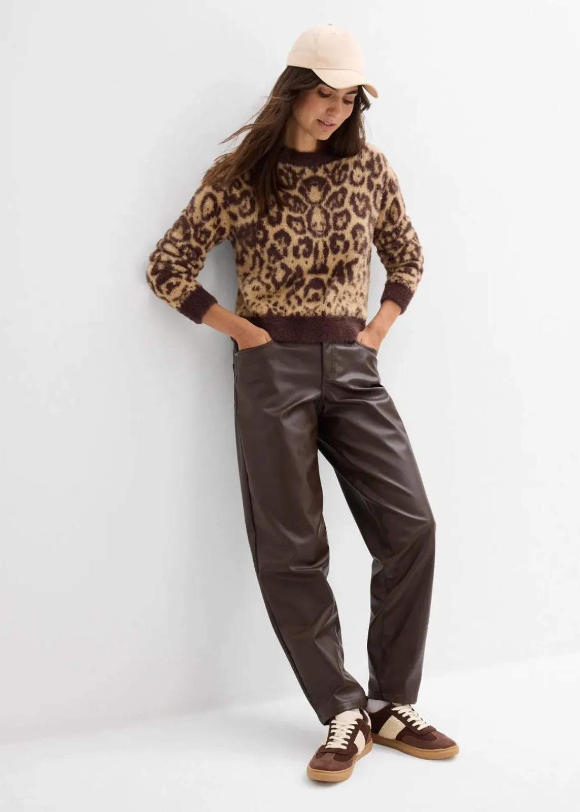 bonprix Bekleidung·Umstandsmode|Strickmode^Feinstrickpullover aus flauschigem Federgarn latte macchiato leo bedruckt