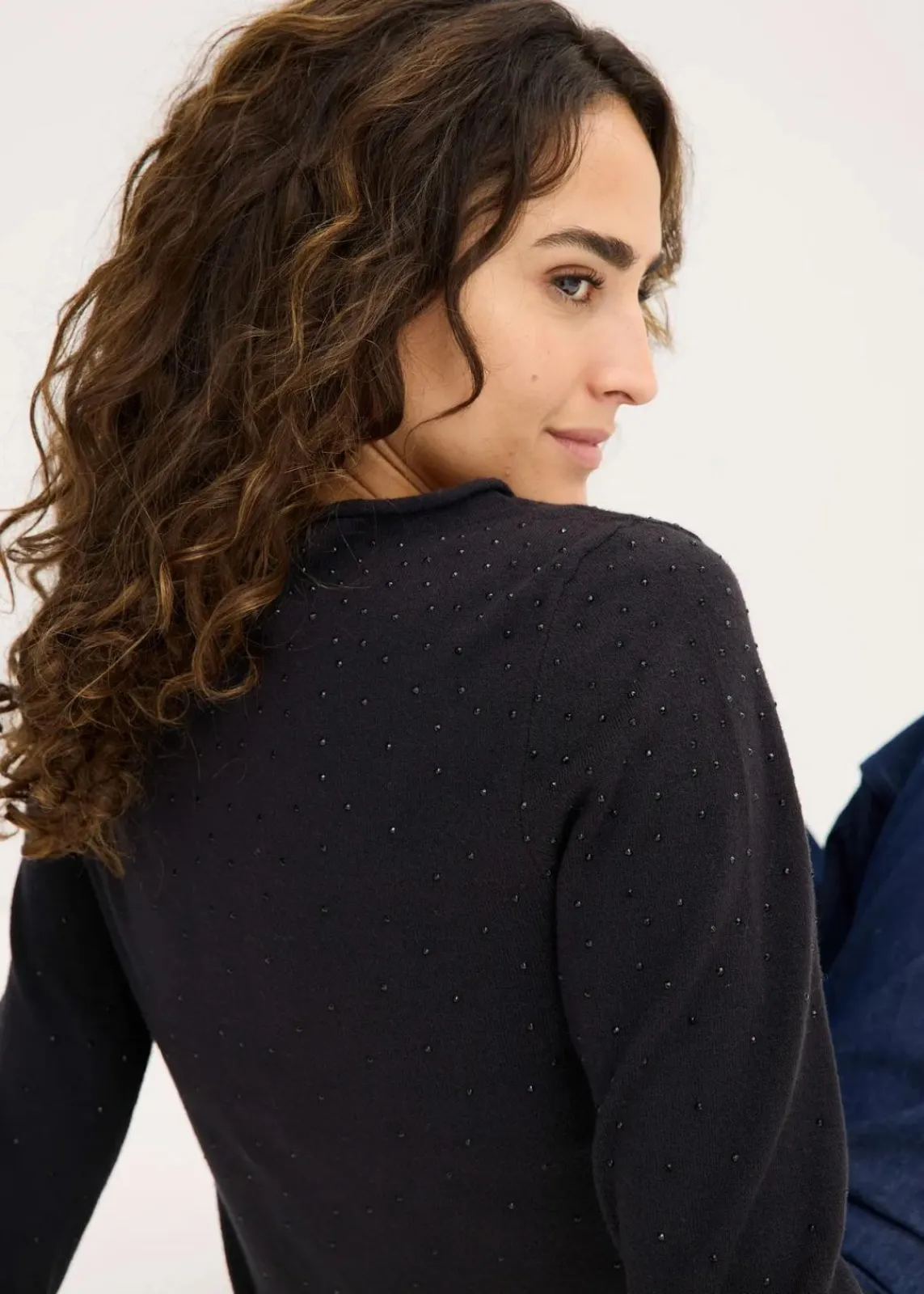 bonprix Bekleidung·Umstandsmode|Bekleidung·Jeans^Feinstrickpullover aus fließendem Viskose-Mix schwarz