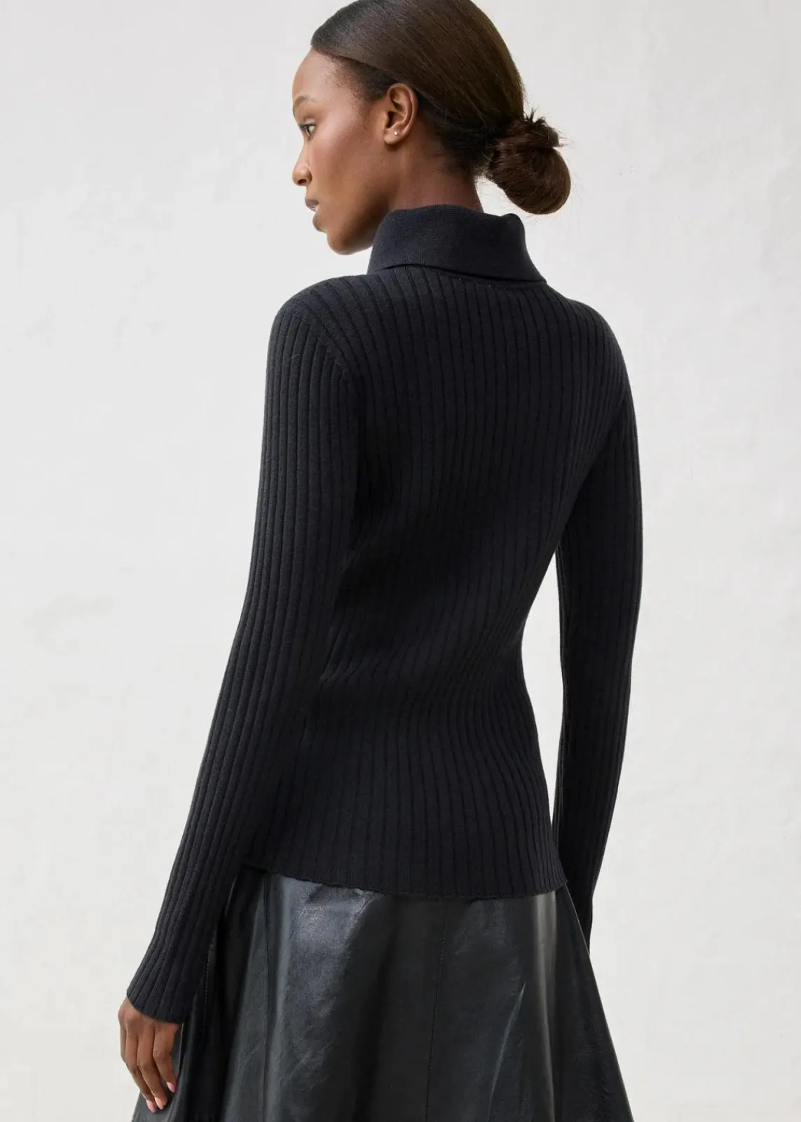 bonprix Pullover & Strickjacken|Strickmode^Feinstrickpullover aus Merinowolle schwarz