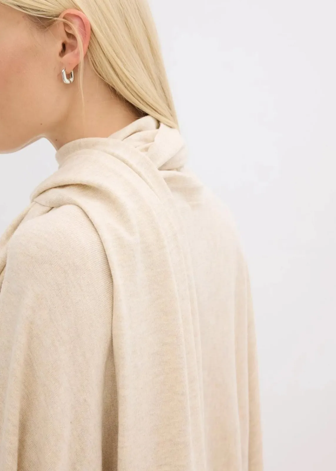 bonprix Pullover & Strickjacken|Strickmode^Feinstrickpullover aus softem Viskose-Mix kieselbeige meliert