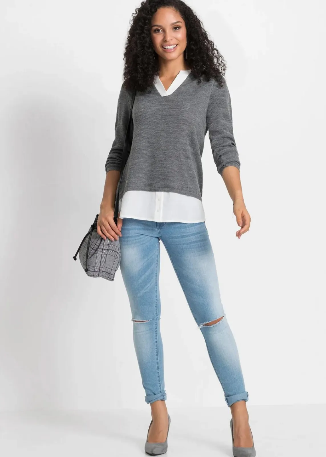 bonprix Pullover & Strickjacken|Bekleidung·Jeans^Feinstrickpullover mit Bluseneinsatz grau meliert