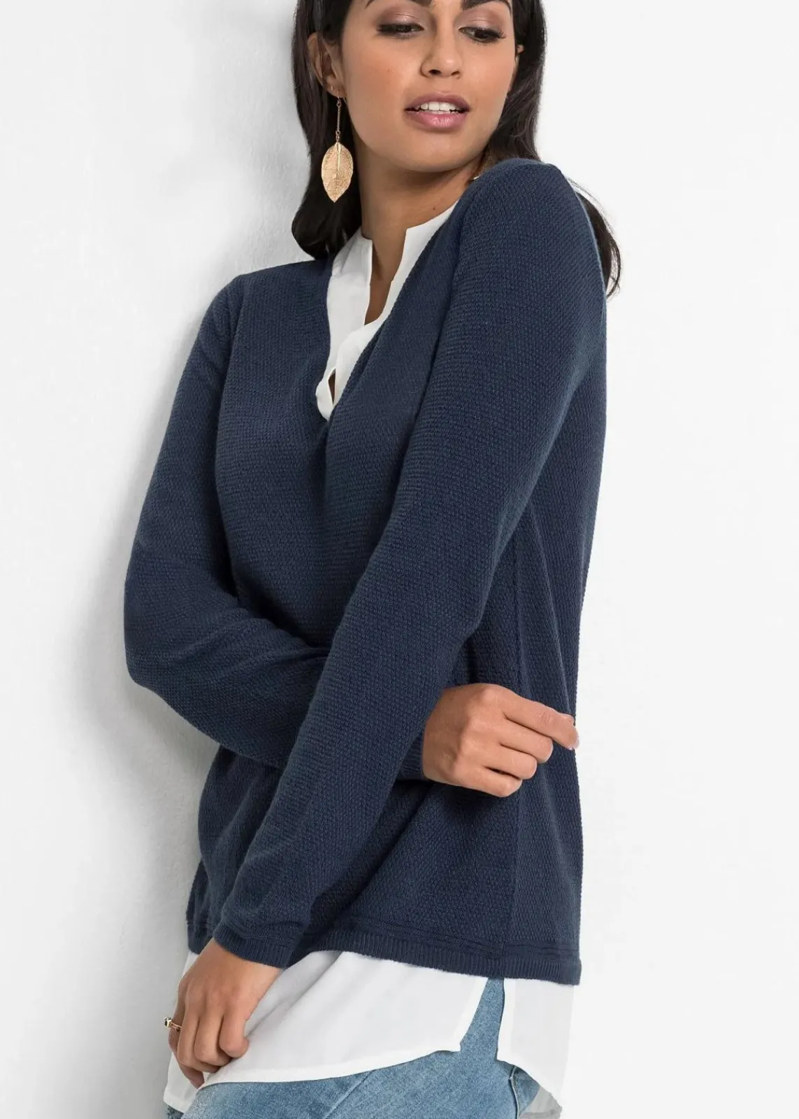 bonprix Pullover & Strickjacken|Bekleidung·Jeans^Feinstrickpullover mit Bluseneinsatz dunkelblau