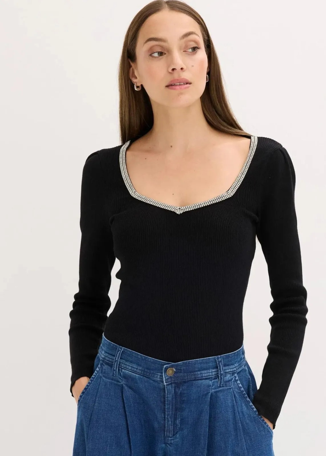 bonprix Pullover & Strickjacken|Strickmode^Feinstrickpullover mit Schmuck-Detail schwarz