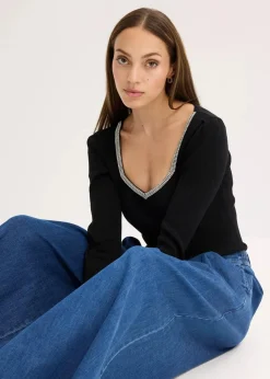 bonprix Pullover & Strickjacken|Strickmode^Feinstrickpullover mit Schmuck-Detail schwarz