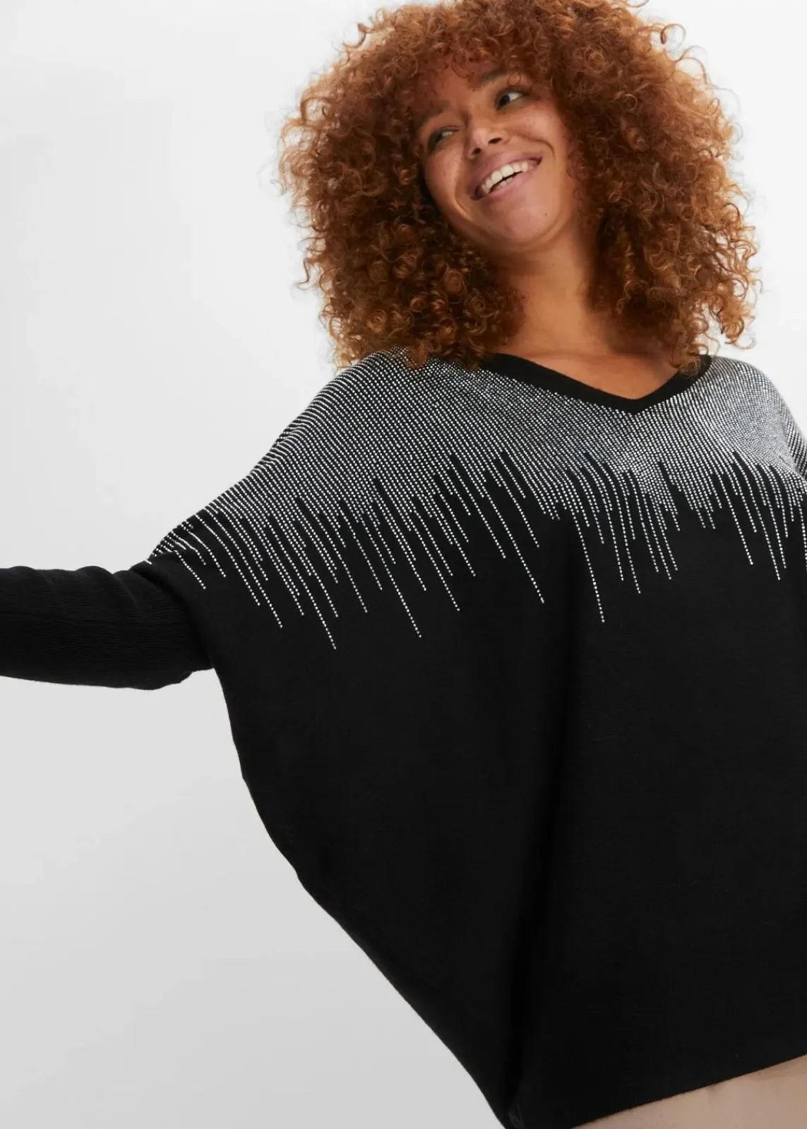 bonprix Pullover & Strickjacken|Nachhaltigere Materialien^Feinstrickpullover mit Strass-Applikation schwarz