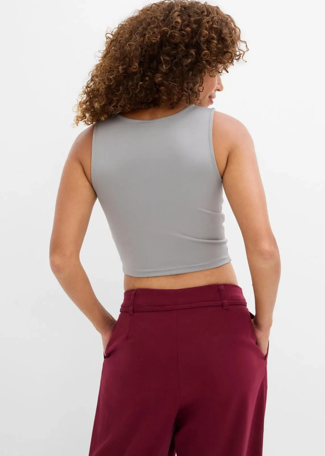 bonprix Shirts & Tops|Nachhaltigere Materialien^Figurbetontes Cropped Top, Doppelpack (2-tlg. Set) grau+ahornrot