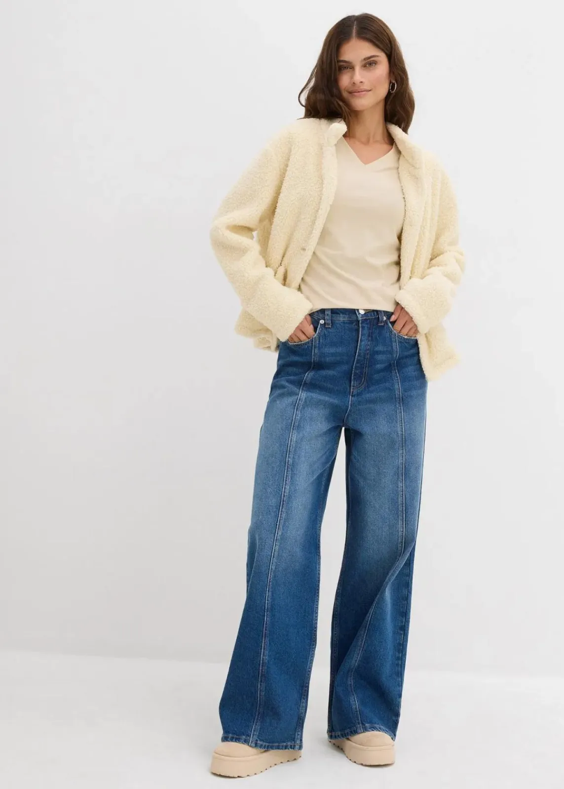 bonprix Shirts & Tops|Basics^Figurbetontes Langarmshirt hellsand