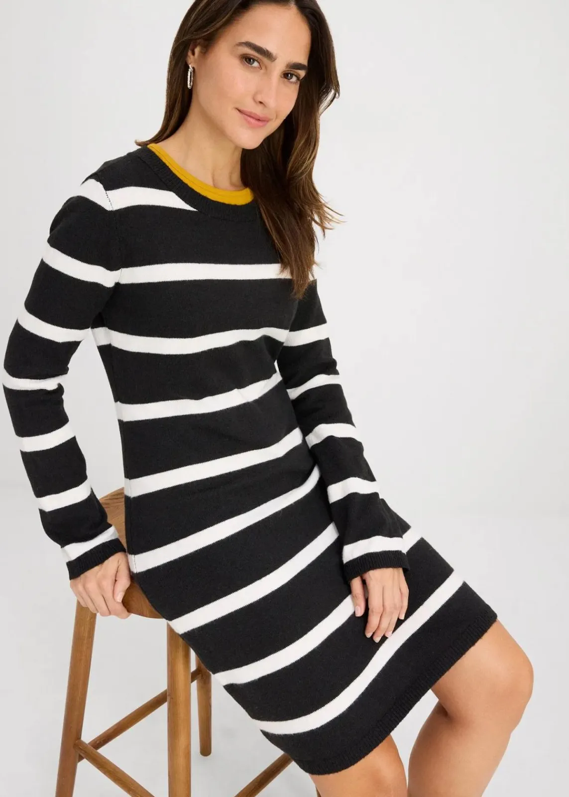 bonprix Bekleidung·Umstandsmode|Strickmode^Figurbetontes Strickkleid schwarz/wollweiß gestreift