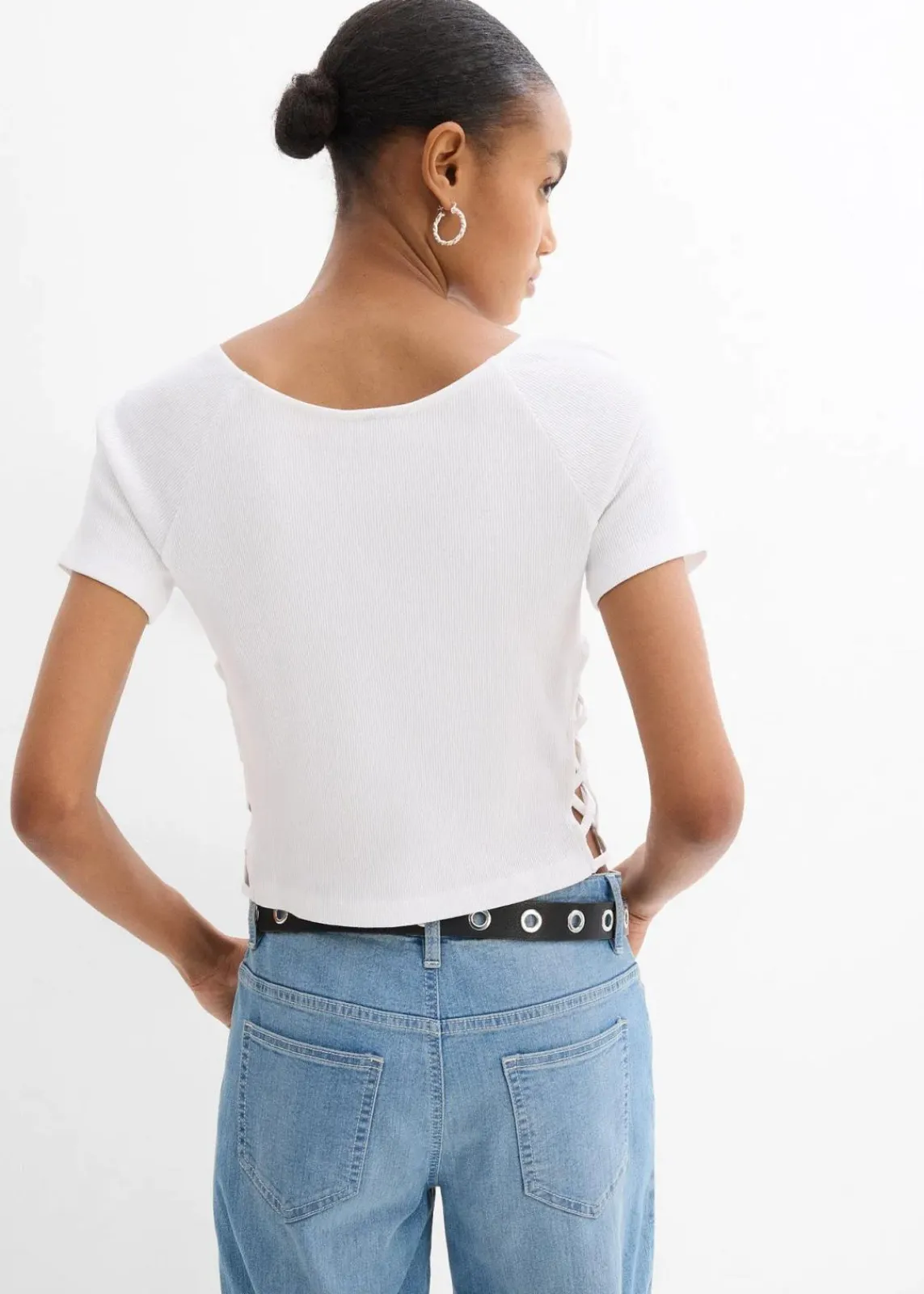 bonprix Shirts & Tops|Nachhaltigere Materialien^Figurbetontes T-Shirt aus reiner Bio-Baumwolle weiß