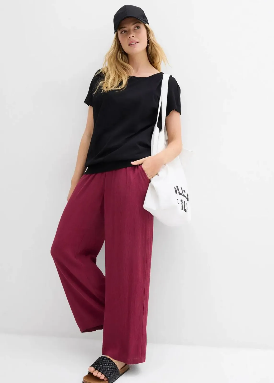 bonprix Nachhaltigere Materialien|Shirts & Tops^Flammgarn-Shirt aus Bio-Baumwolle mit Smockbund schwarz