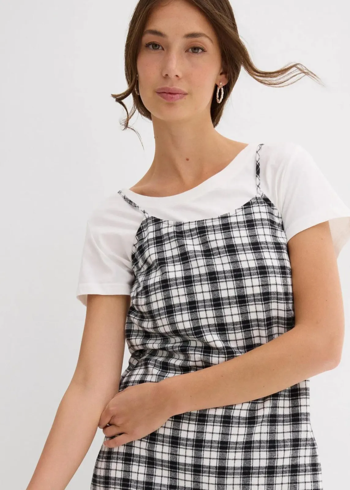 bonprix Kleider^Flanell-Trägerkleid aus reiner Baumwolle schwarz/wollweiß/grau kariert