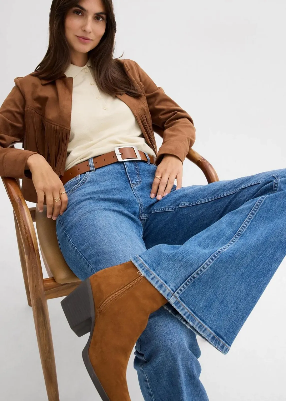 bonprix Jeans|Bekleidung·Shirts & Tops^Flared-Jeans Mid Waist mittelblau denim used