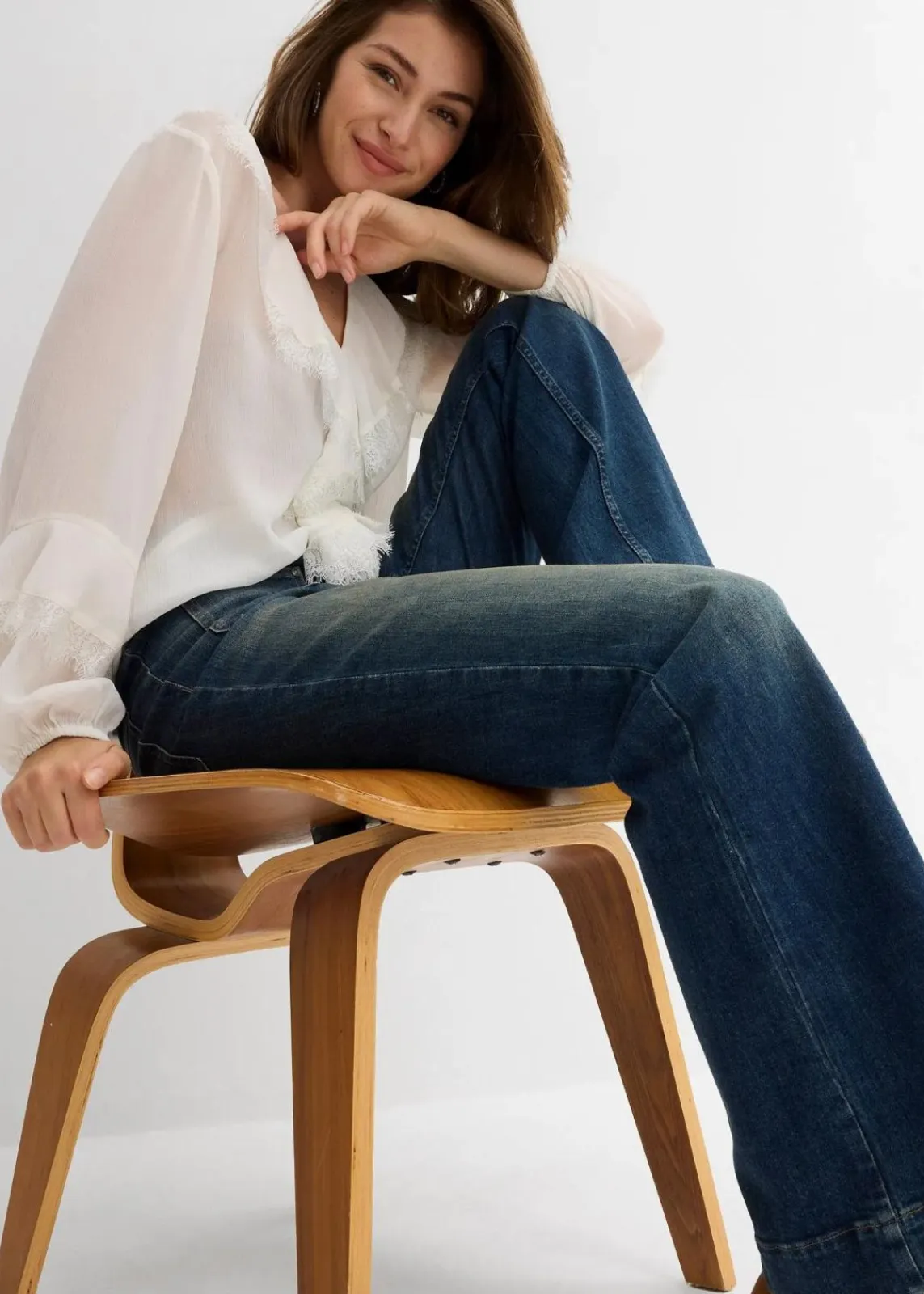 bonprix Bekleidung·Shirts & Tops|Jeans^Flared-Jeans Mid Waist dunkelblau denim