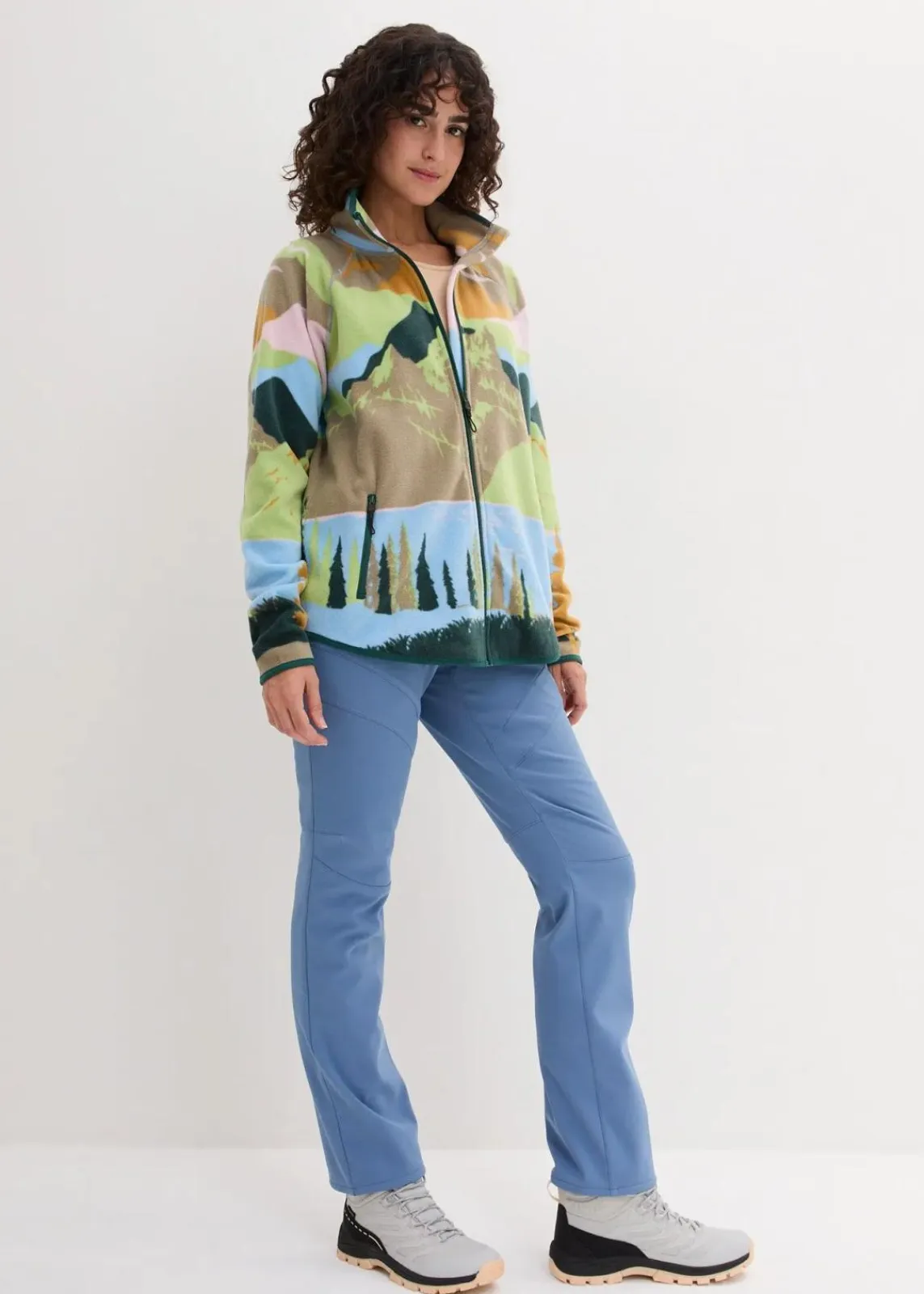 bonprix Bekleidung·Blusen & Tuniken|Bekleidung·Hosen^Fleecejacke mit Reißverschluss-Taschen hellblau bedruckt