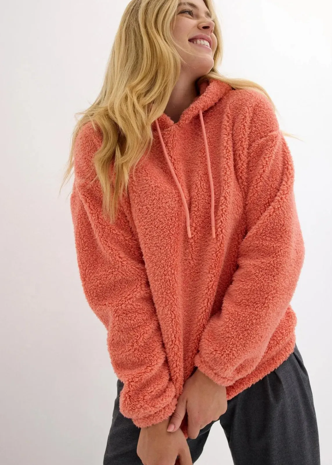 bonprix Nachhaltigere Materialien|Sweat^Fleeceshirt aus Teddy rauchkoralle
