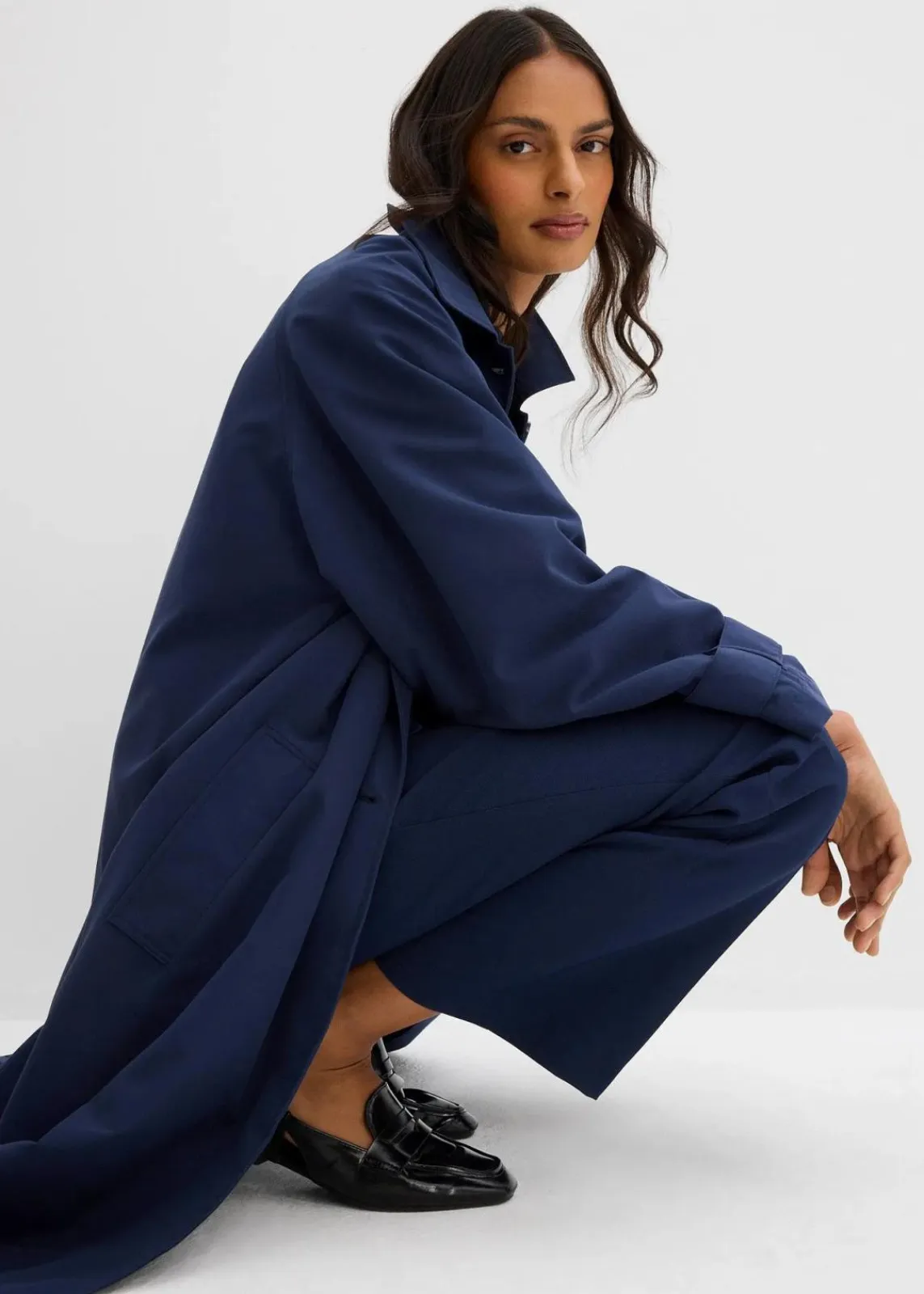 bonprix Bekleidung·Hosen|Jacken & Mäntel^Fließender Trenchcoat dunkelblau