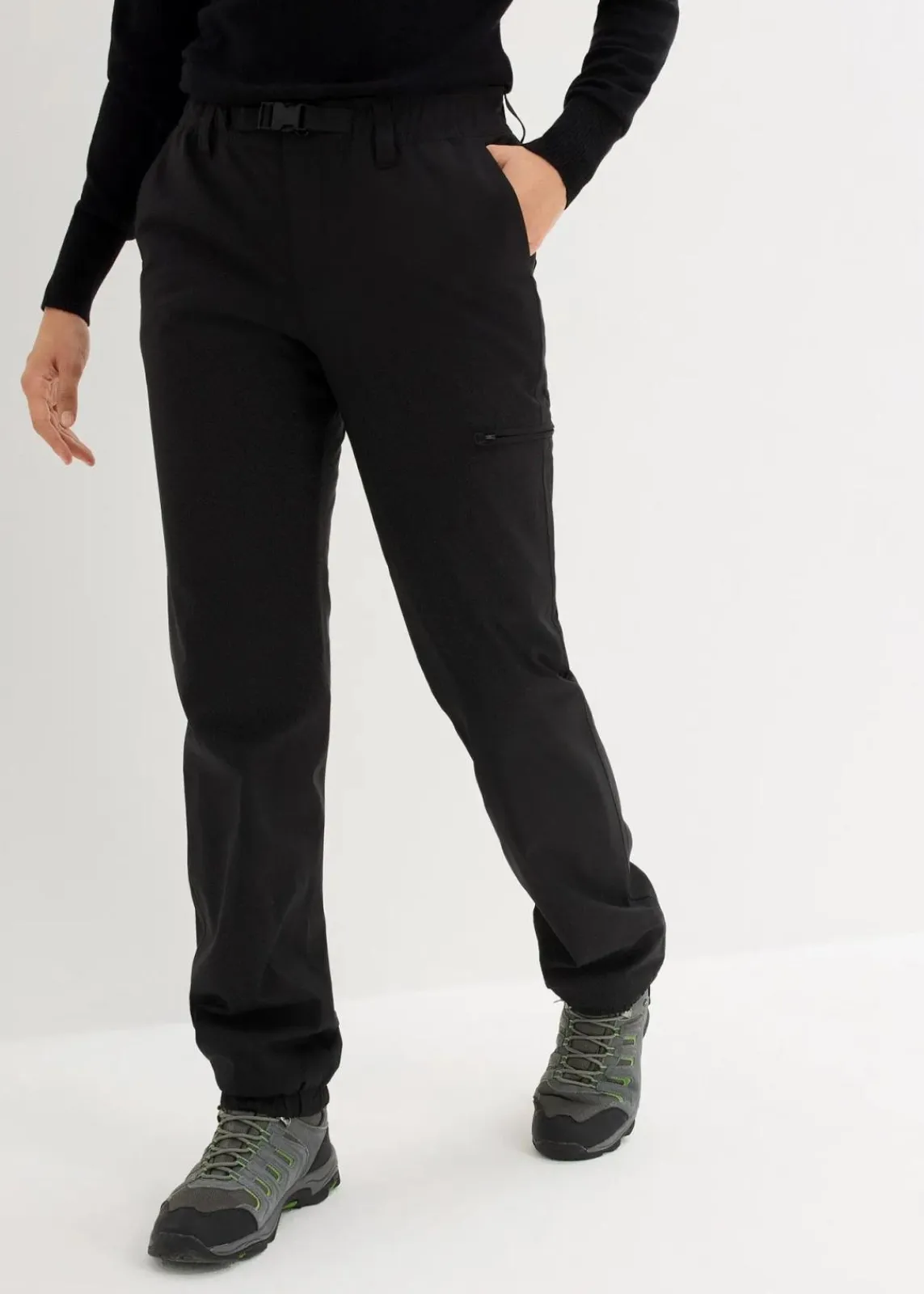 bonprix Nachhaltigere Materialien^Funktionhose mit Fleecefutter und Taschen, wasserdicht schwarz