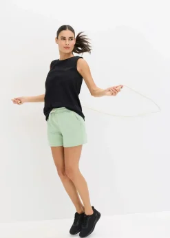 bonprix Nachhaltigere Materialien|Hosen^Funktions- Sportshorts, schnelltrocknend hellschilf