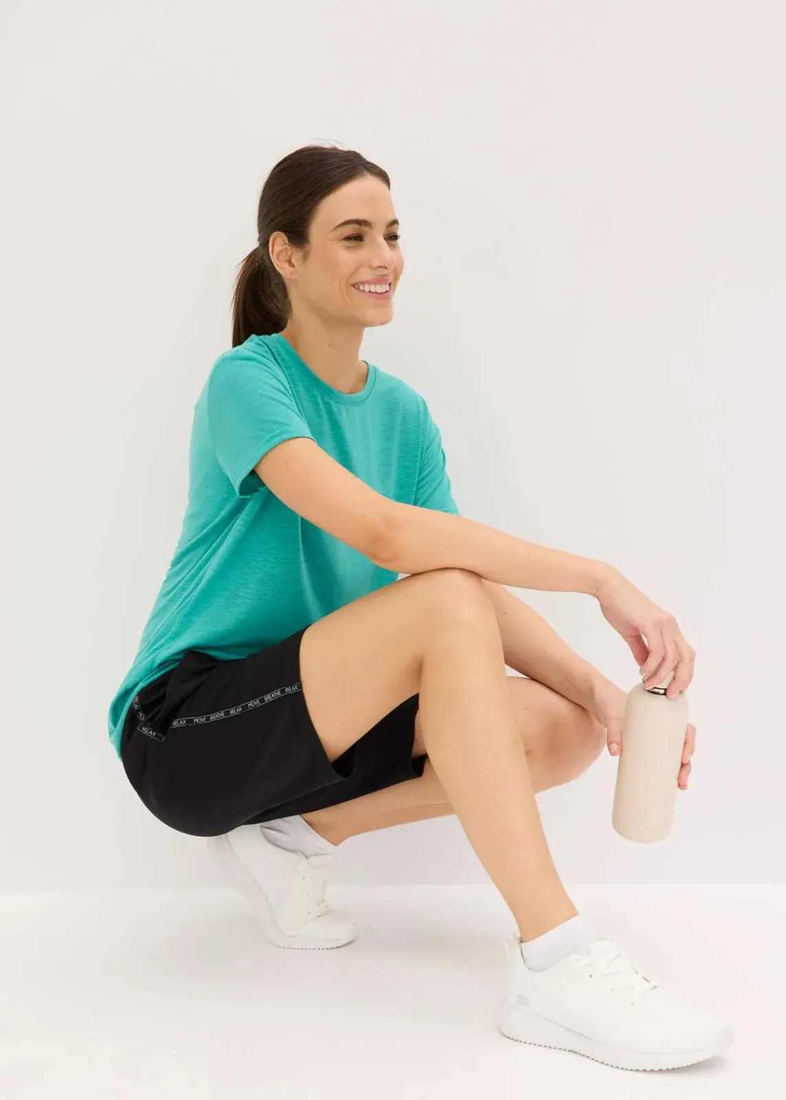 bonprix Bekleidung·Outdoorbekleidung|Bekleidung·Sweat^Funktions- Sportshorts, schnelltrocknend schwarz