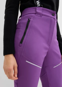 bonprix Nachhaltigere Materialien^Funktionshose aus Softshell mit Stretch, wasserabweisend tiefviolett