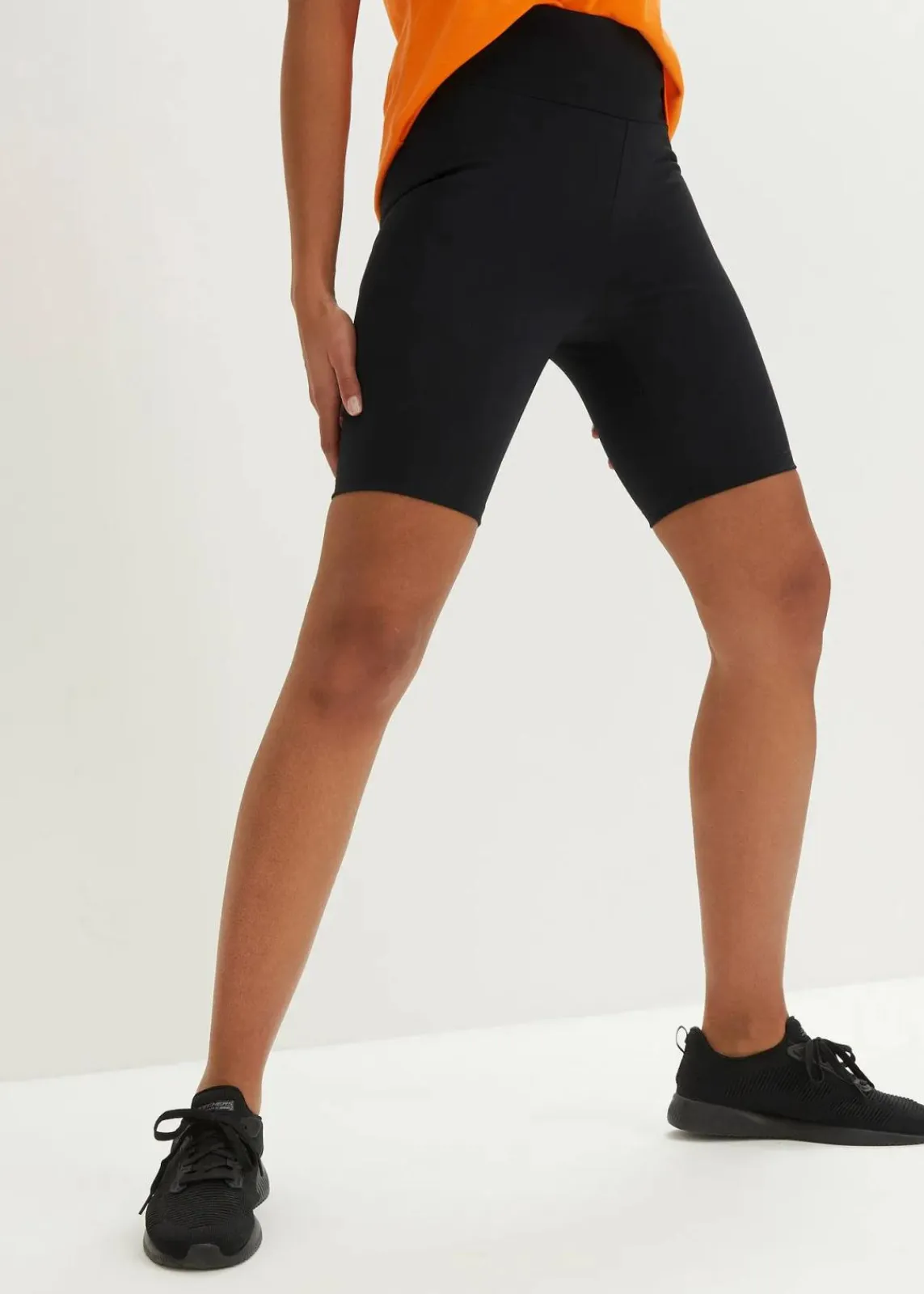 bonprix Wäsche·Radler & Oberschenkelschutz|Bekleidung·Sweat^Funktionsradler mit Ocean Bound Plastic, Bermuda-Länge schwarz
