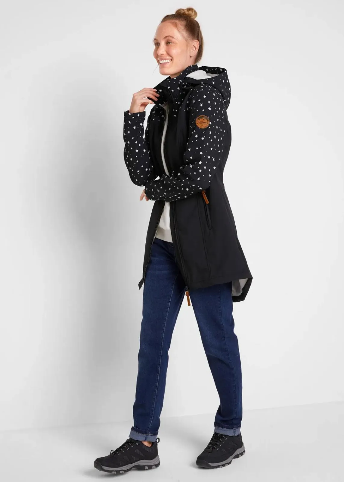 bonprix Bekleidung·Hosen|Jacken & Mäntel^Funktions-Softshell-Parka mit Kuschelfleece schwarz bedruckt