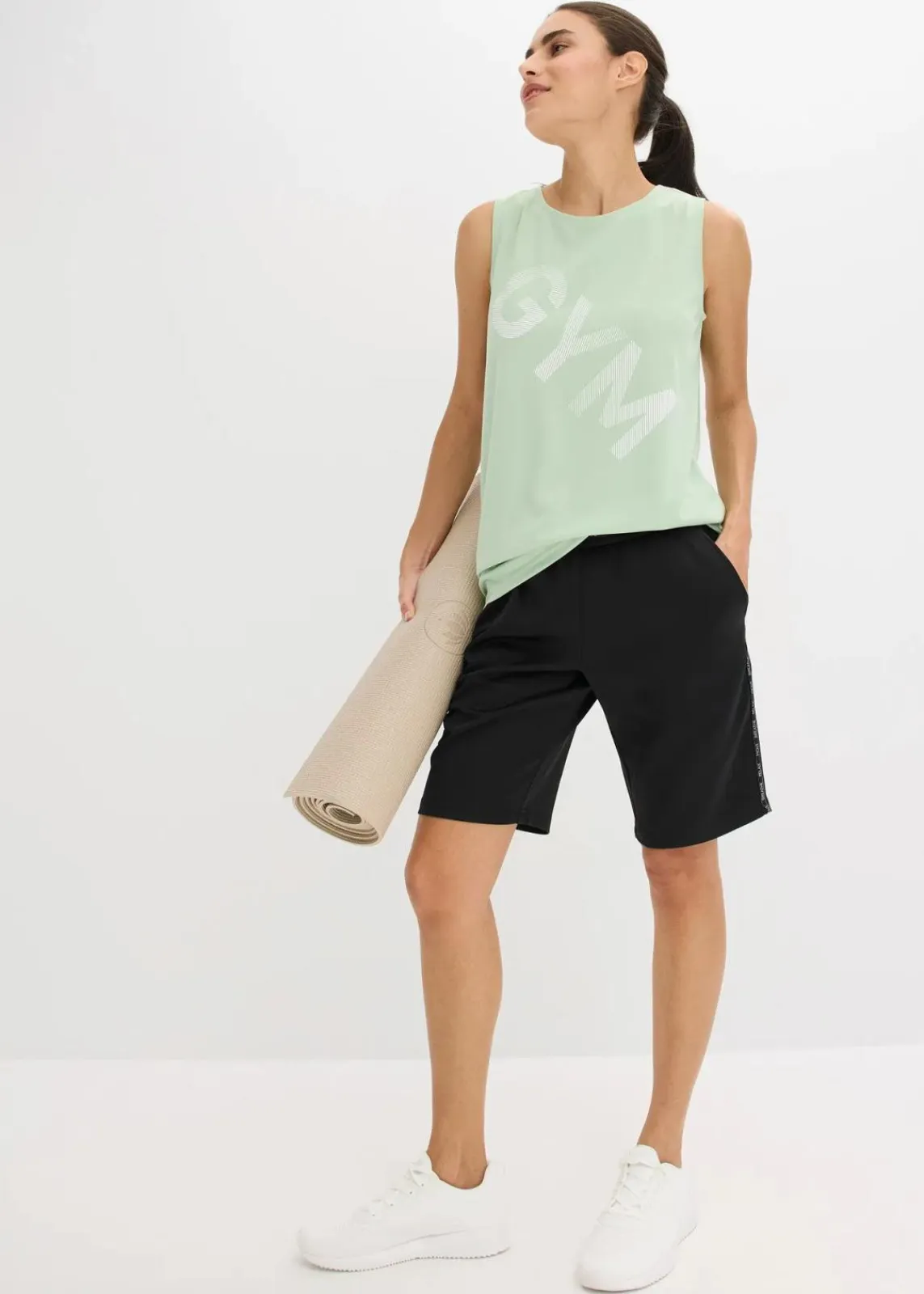 bonprix Shirts & Tops|Sportbekleidung^Funktions-Top, schnelltrocknend hellschilf bedruckt
