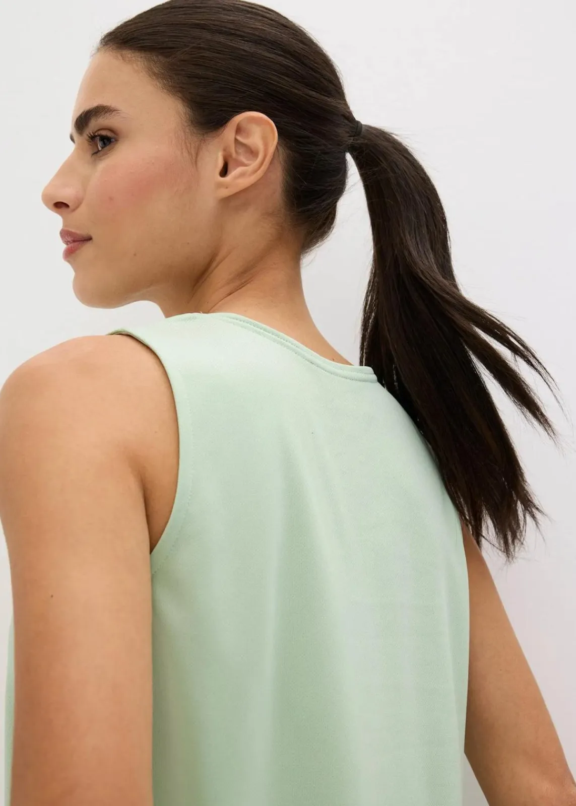 bonprix Shirts & Tops|Sportbekleidung^Funktions-Top, schnelltrocknend hellschilf bedruckt