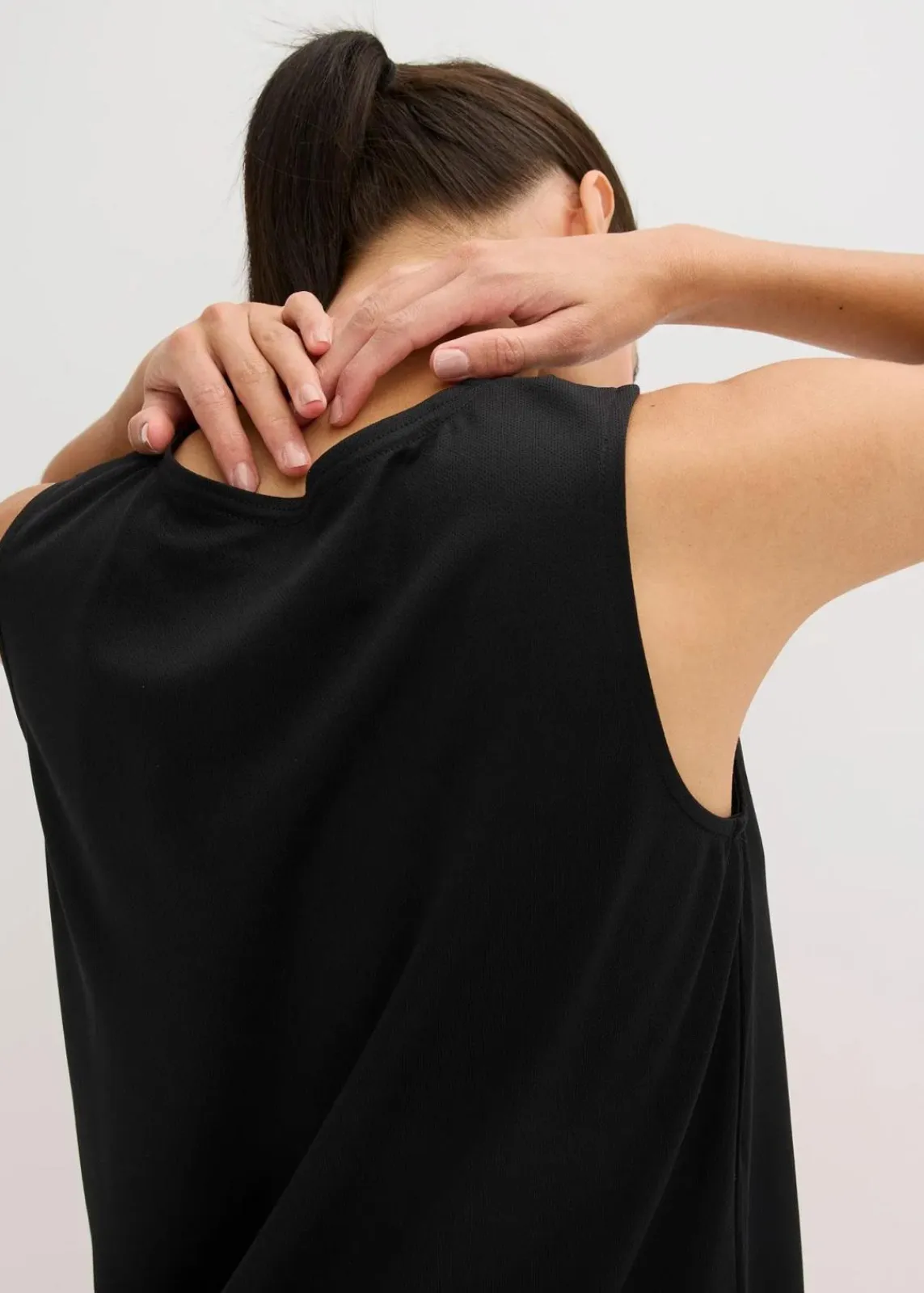bonprix Shirts & Tops|Sportbekleidung^Funktions-Top, schnelltrocknend schwarz bedruckt