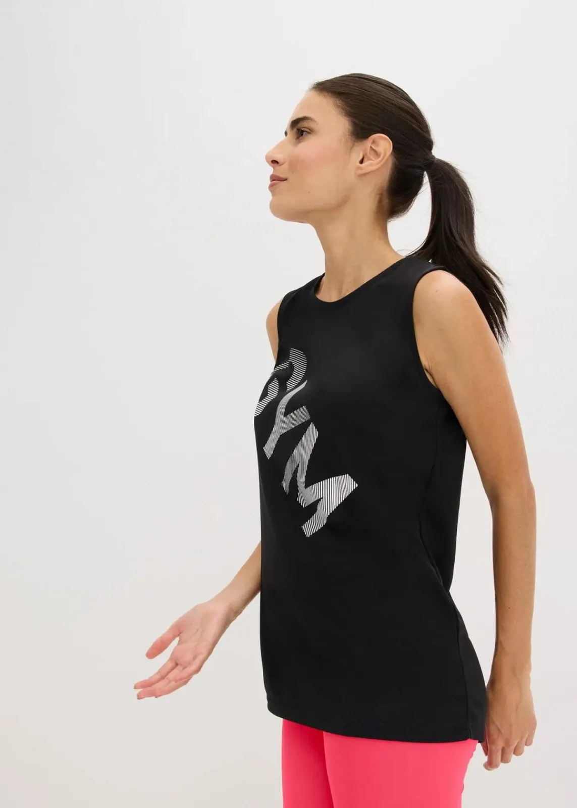 bonprix Shirts & Tops|Sportbekleidung^Funktions-Top, schnelltrocknend schwarz bedruckt