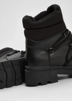 bonprix Gefütterte Winterschuhe|Boots^Gefütterte Schnürboots schwarz