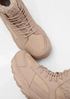 bonprix Gefütterte Winterschuhe|Boots^Gefütterte Schnürboots latte macchiato