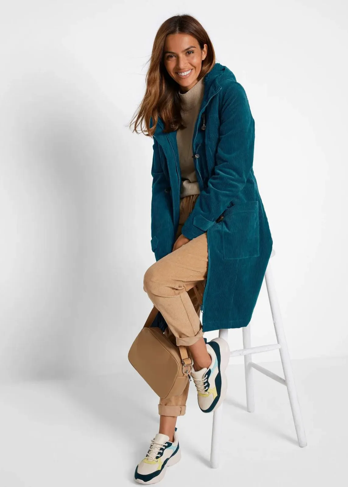 bonprix Bekleidung·Hosen^Gefütterter Cord-Dufflecoat blaupetrol