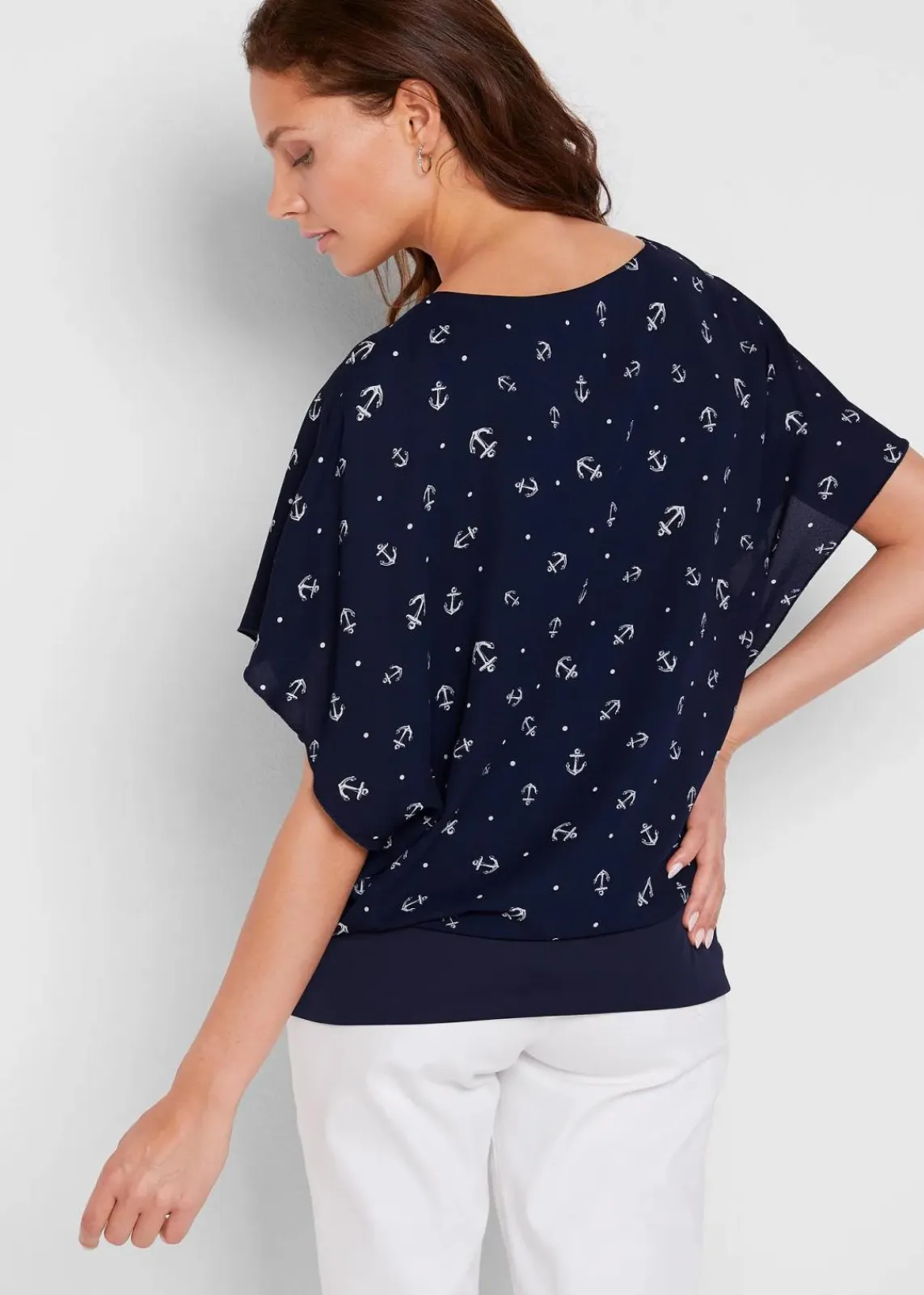 bonprix Bekleidung·Jacken & Mäntel|Blusen & Tuniken^Georgette - Blusenshirt dunkelblau/weiß bedruckt