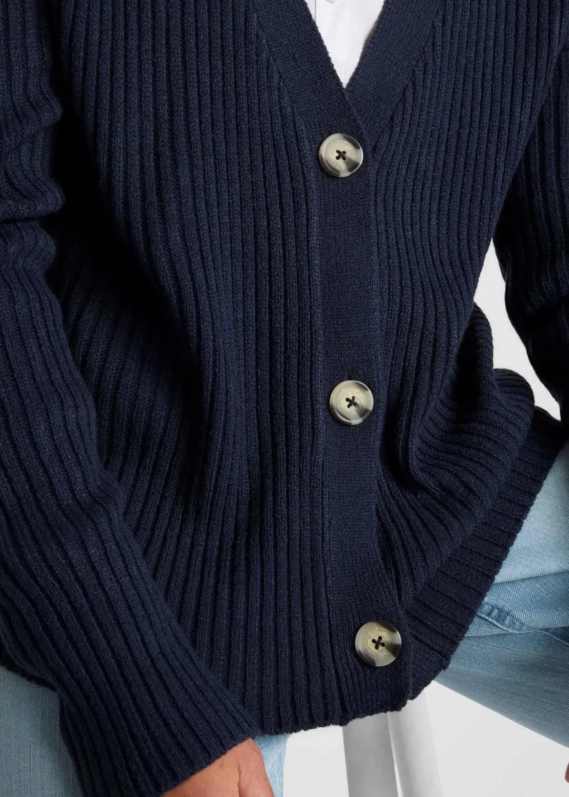 bonprix Bekleidung·Jeans|Pullover & Strickjacken^Gerippte Strickjacke dunkelblau