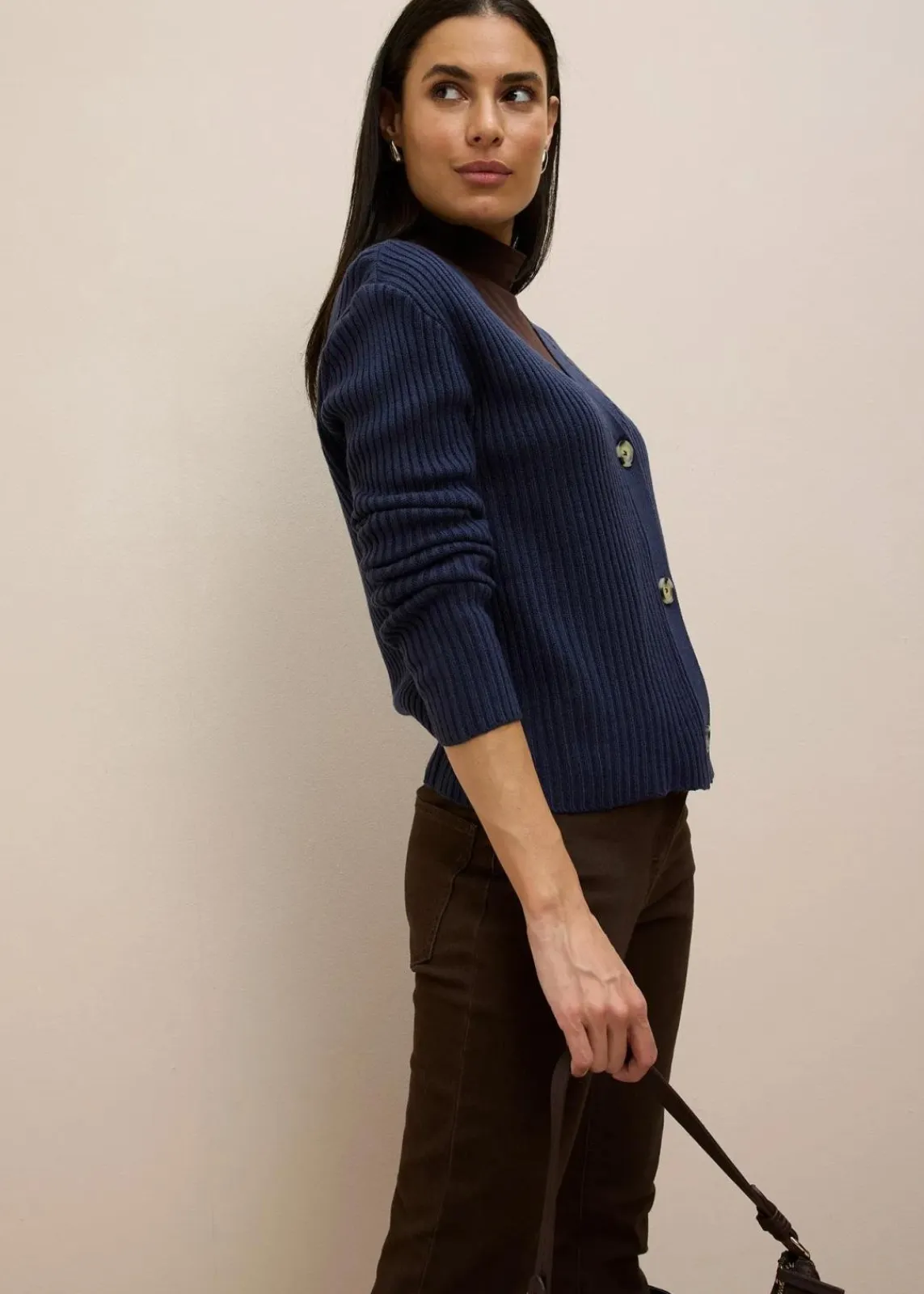 bonprix Bekleidung·Jeans|Pullover & Strickjacken^Gerippte Strickjacke dunkelblau