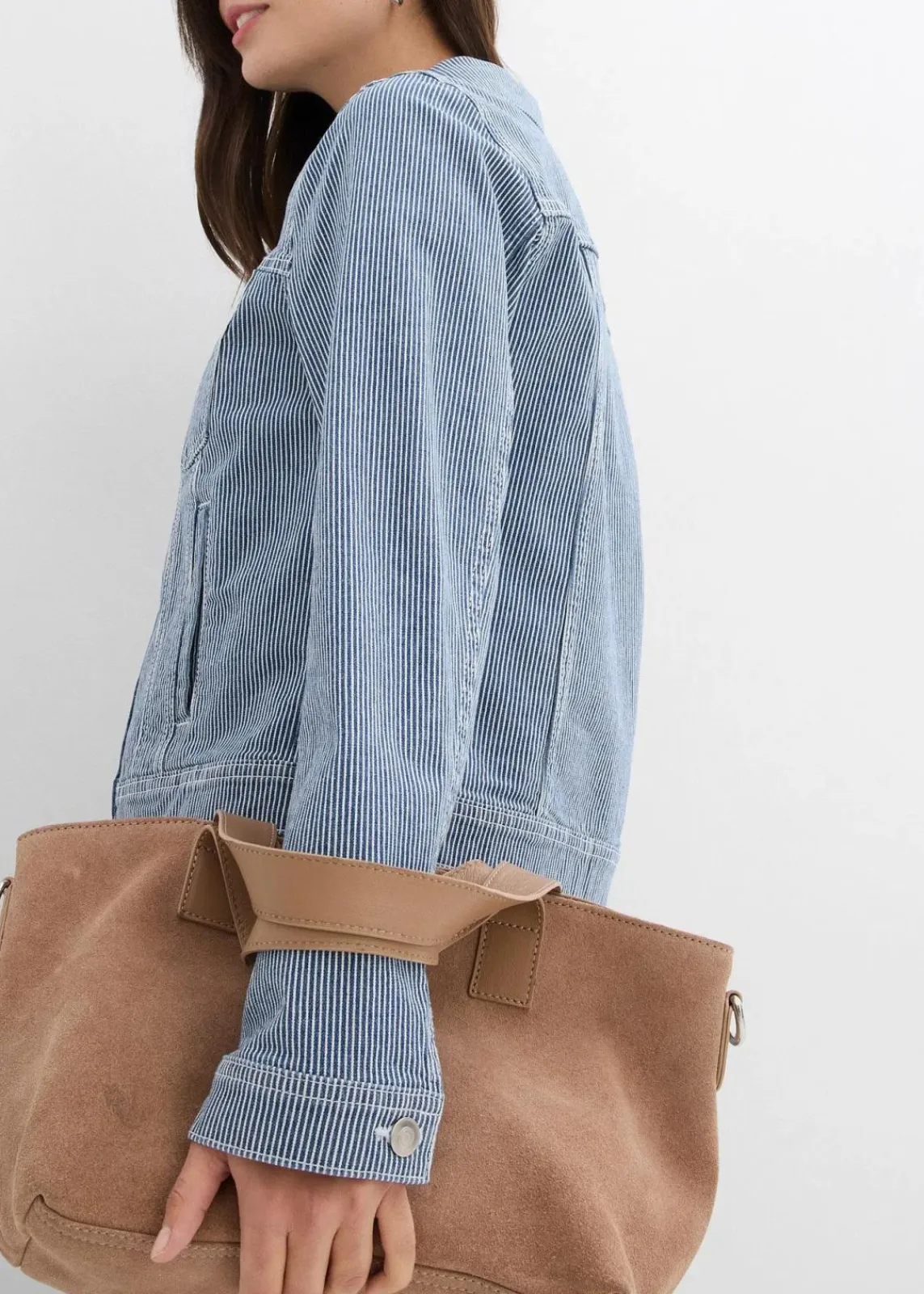 bonprix Jacken & Mäntel^gestreifte Jeansjacke, verkürzt blau/weiß gestreift