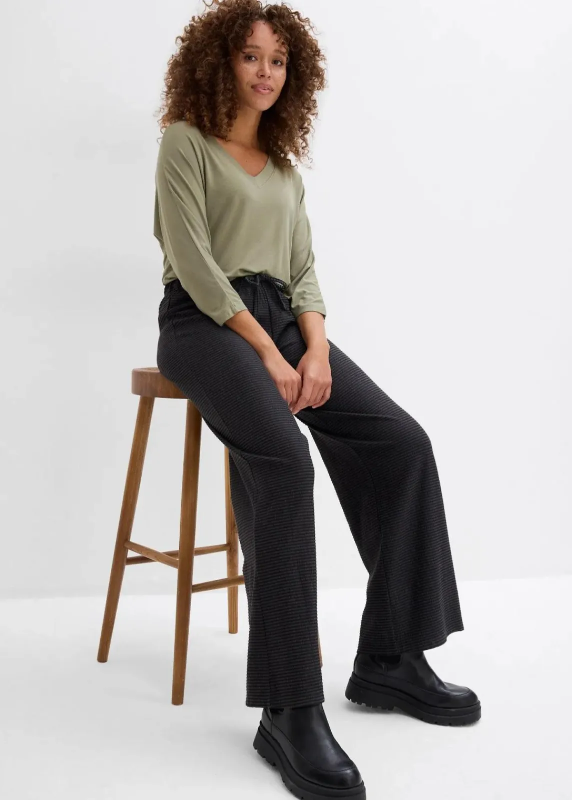bonprix Bekleidung·Kleider|Hosen^Gestreifte Jersey-Hose mit Kordelzug aus Baumwoll-Mix anthrazit meliert/schwarz gestreift