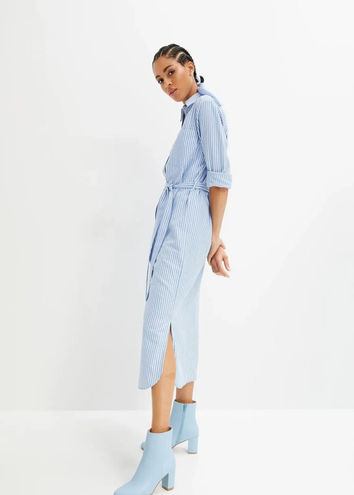 bonprix Bekleidung·Pullover & Strickjacken|Kleider^Gestreiftes Blusenkleid mit Bindeband mittelblau/weiß gestreift