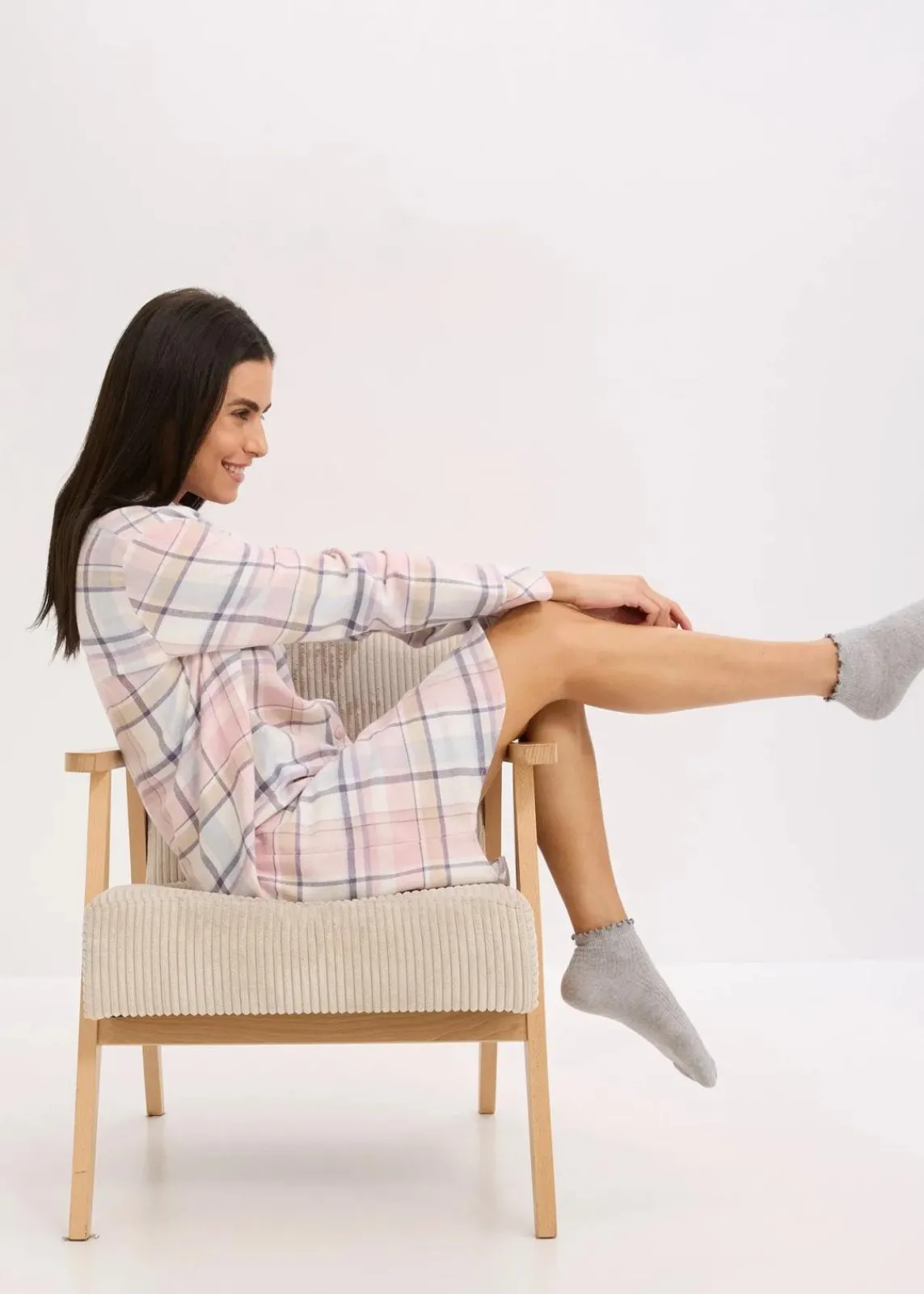 bonprix Wäsche·Nachtwäsche|Nachtwäsche^Gewebtes Nachthemd aus Flanell mit Knopfleiste puderblau/aschrosa kariert