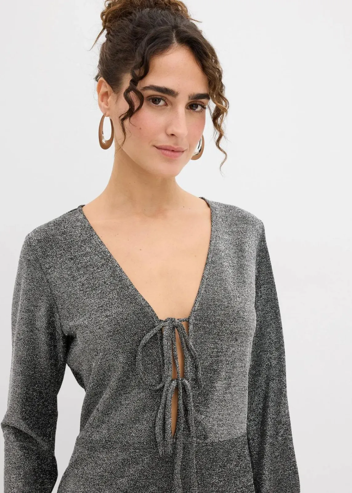bonprix Bekleidung·Pullover & Strickjacken|Kleider^Glitzerndes Minikleid mit Schleifendetail schwarz/silber lurex