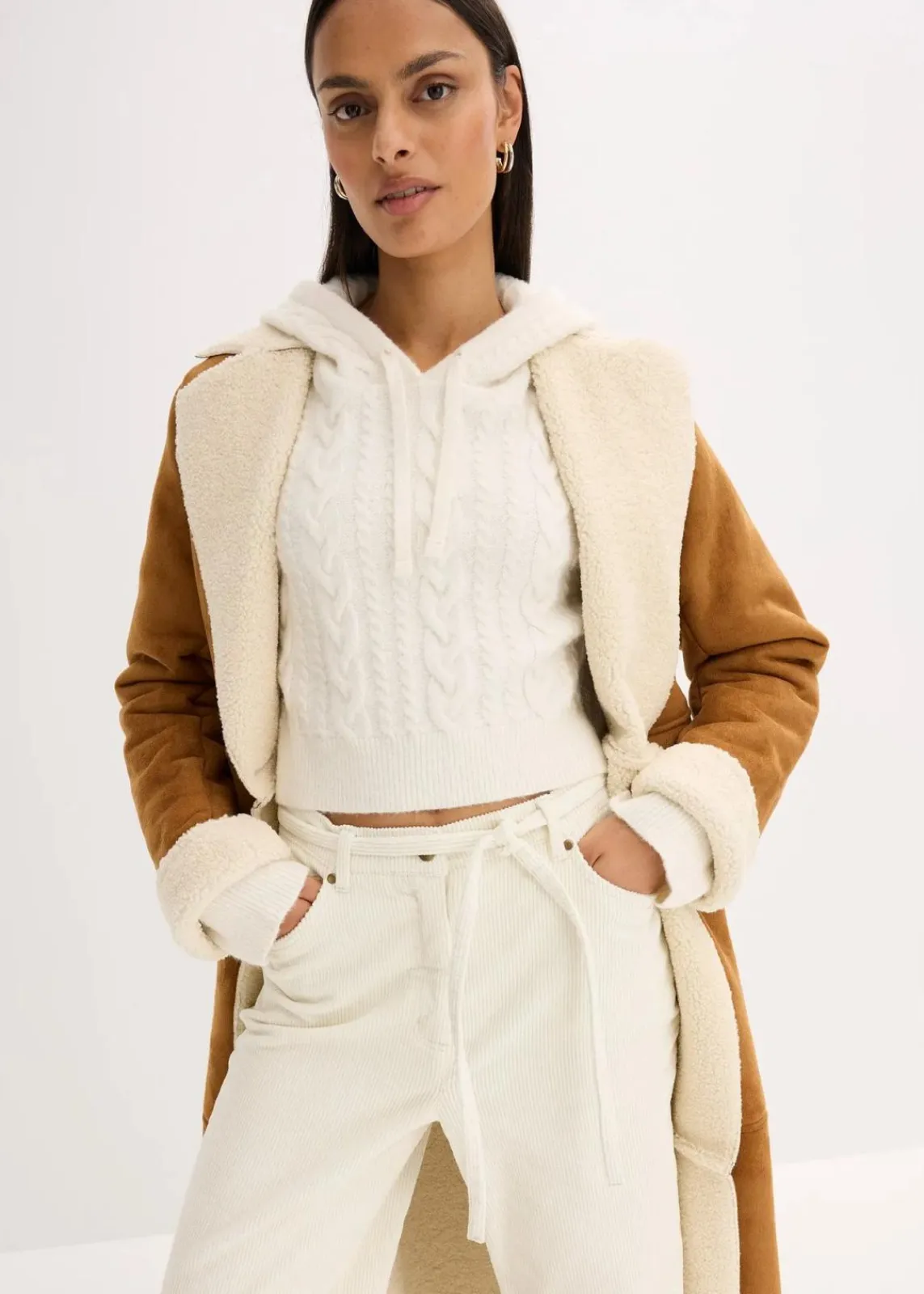bonprix Bekleidung·Umstandsmode|Strickmode^Grobstrick-Pullover mit Kapuze perlweiß