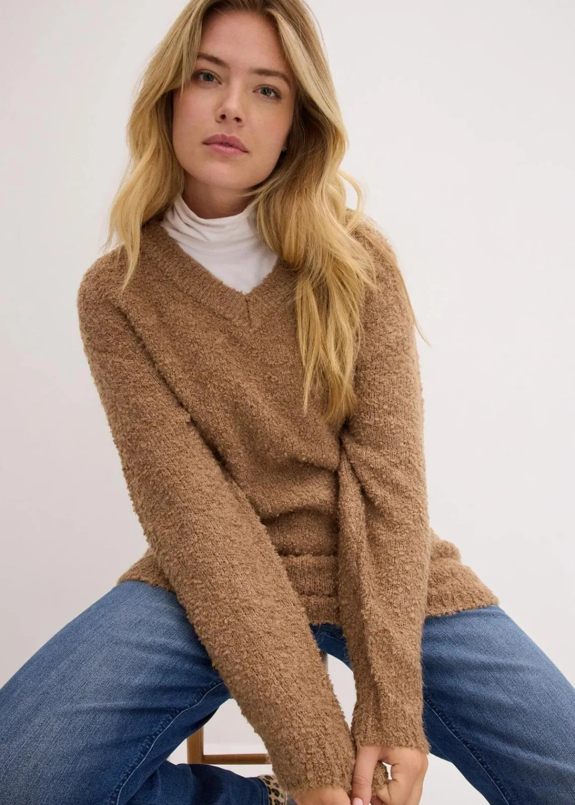 bonprix Pullover & Strickjacken|Bekleidung·Jeans^Grobstrick-Pullover mit V-Ausschnitt camel