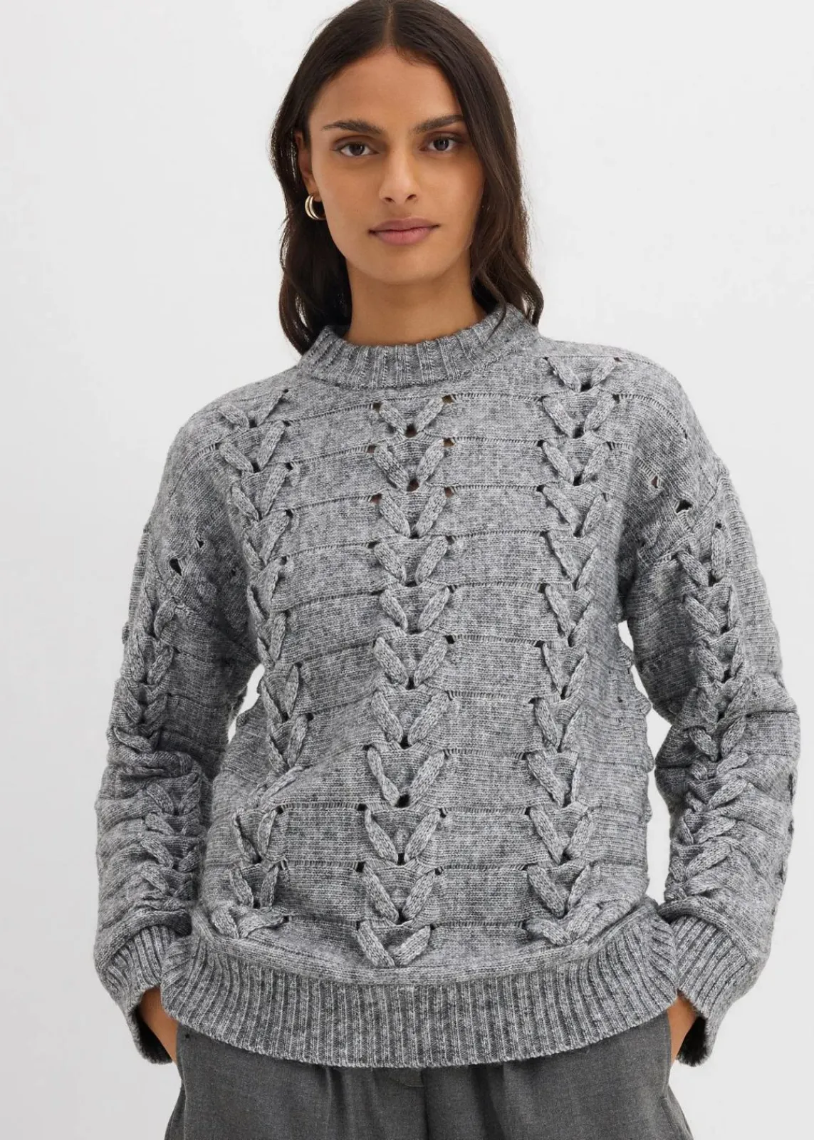 bonprix Bekleidung·Umstandsmode|Strickmode^Grobstrick-Pullover mit Zopfmuster grau meliert