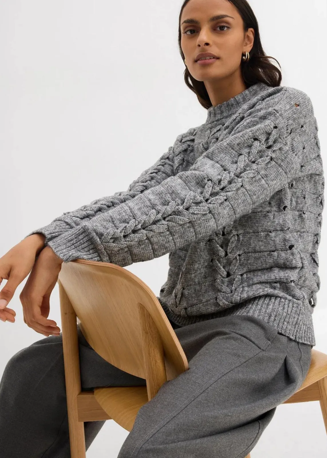 bonprix Bekleidung·Umstandsmode|Strickmode^Grobstrick-Pullover mit Zopfmuster grau meliert