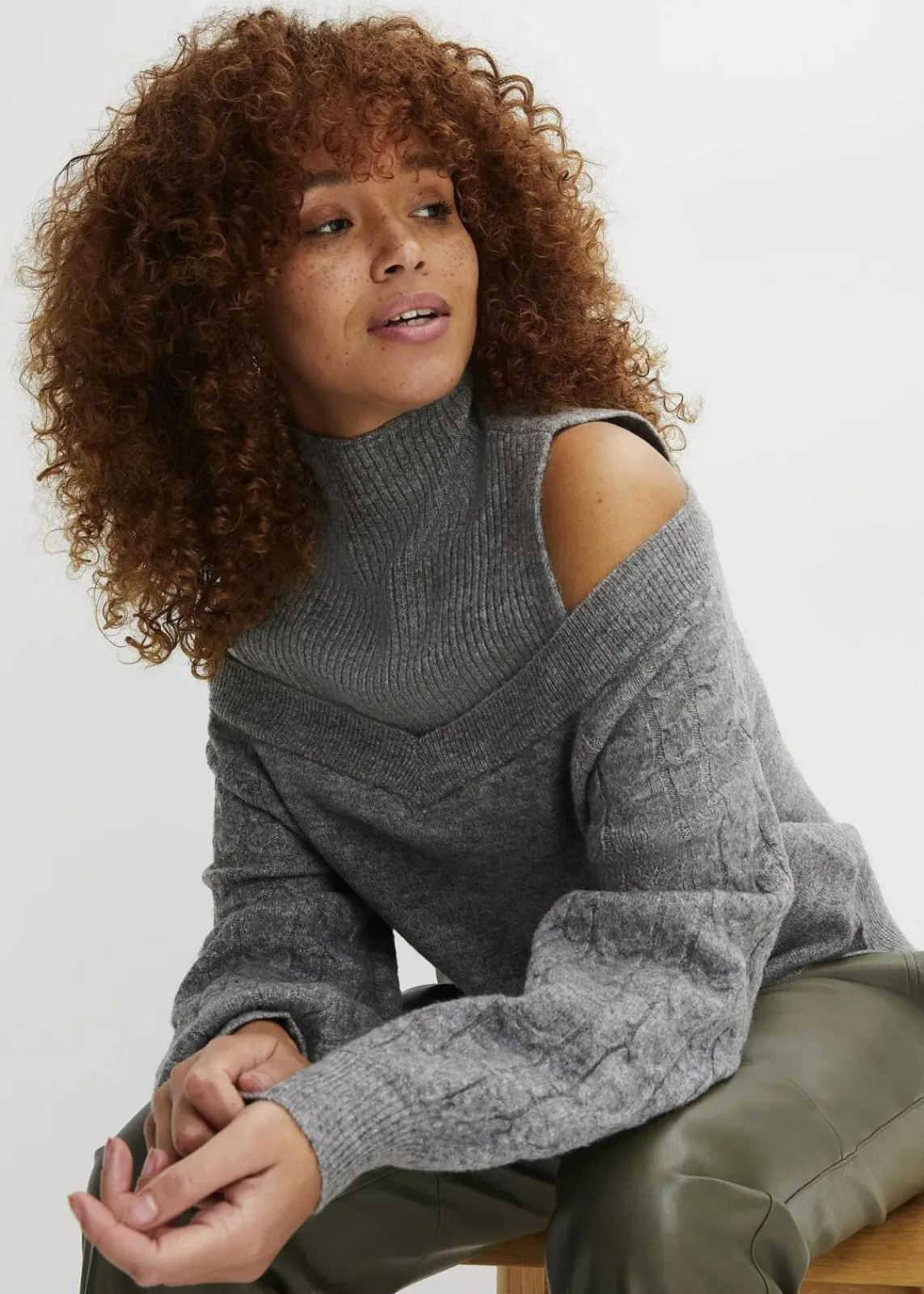 bonprix Bekleidung·Umstandsmode|Bekleidung·Jeans^Grobstrick-Pullover schulterfrei grau meliert