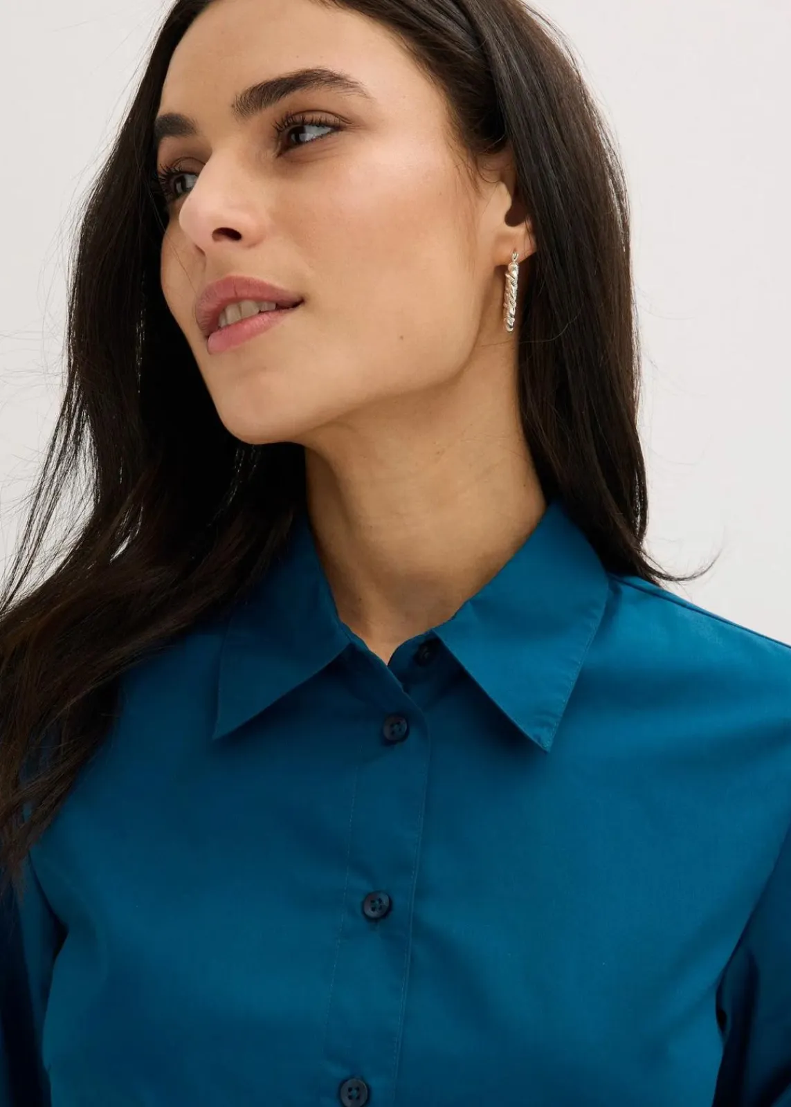bonprix Bekleidung·Jacken & Mäntel|Blusen & Tuniken^Hemdbluse blaupetrol