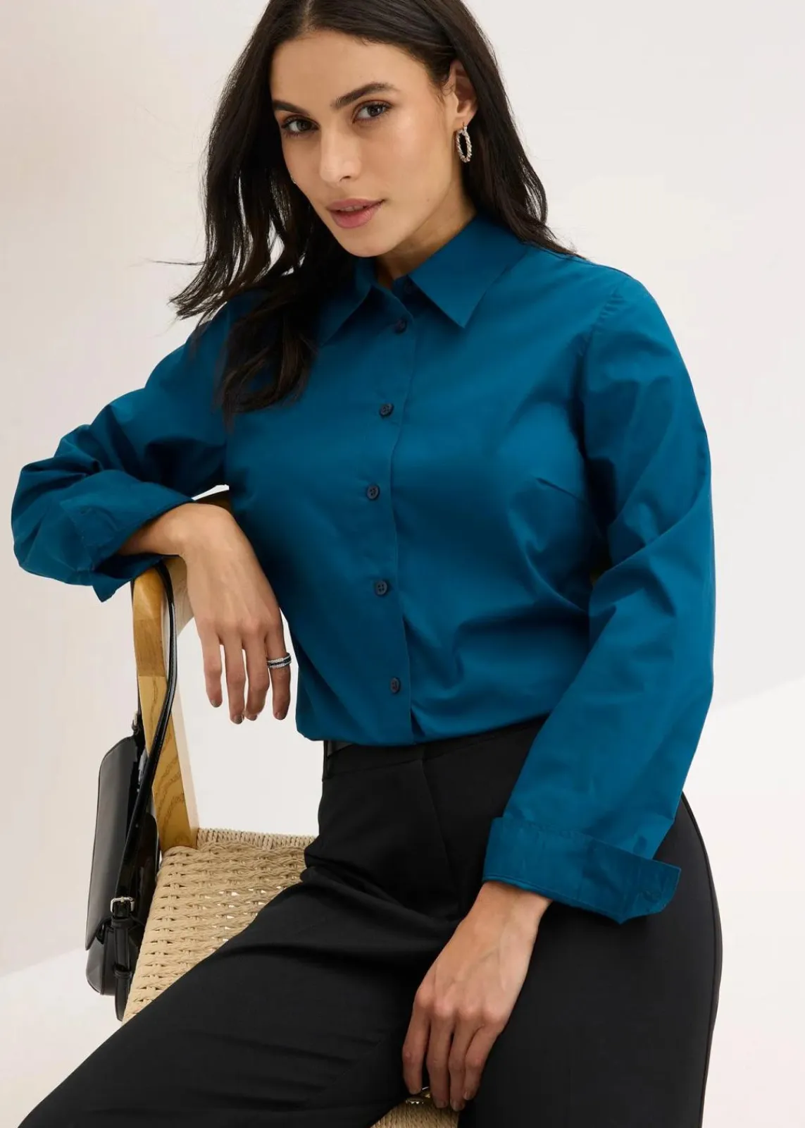 bonprix Bekleidung·Jacken & Mäntel|Blusen & Tuniken^Hemdbluse blaupetrol